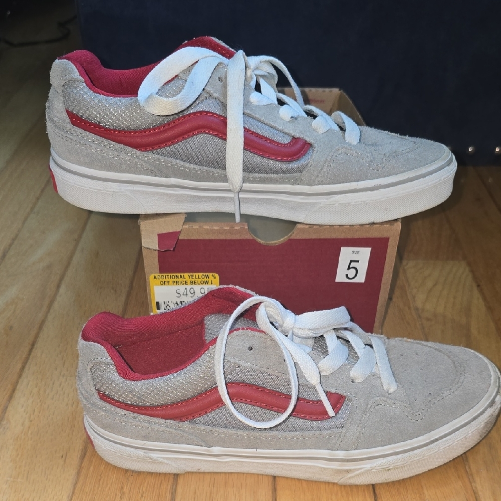 Vans Gray and Red Sneakers Classic Skate Style Sizw 5 Youth